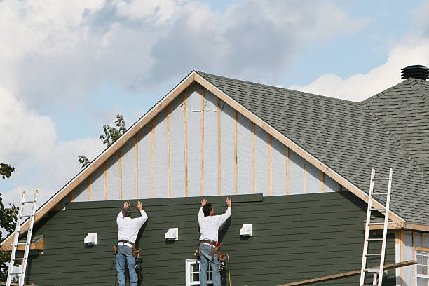 Professional Siding technician working in White Post, VA